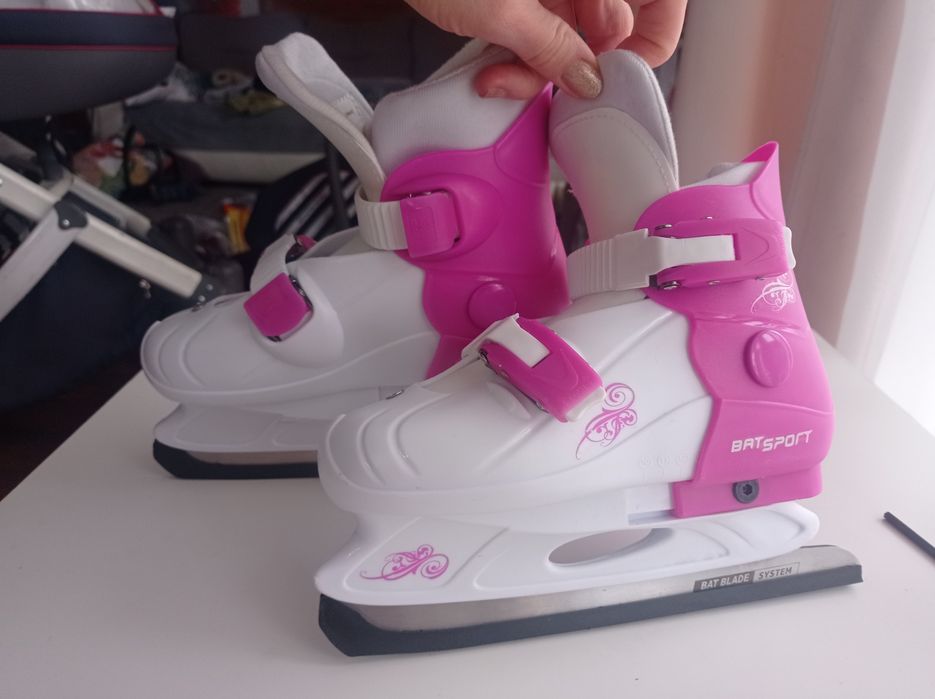 Łyżwy regulowane dziewczęce 29-32 Bat Sport 30 31 dla dziewczynki