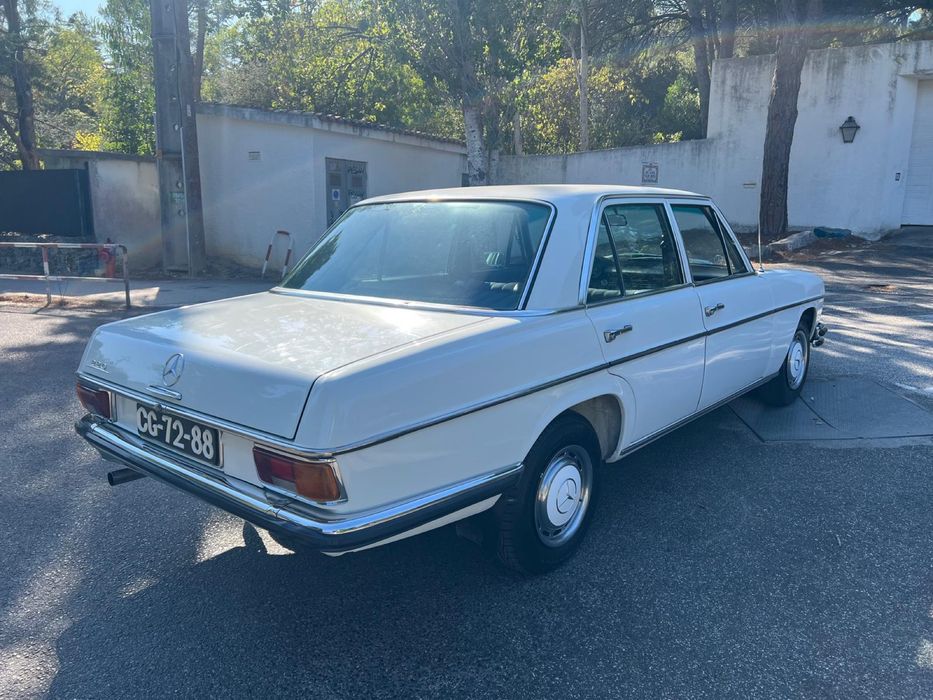 Mercedes Benz 220/8 W115 Gasolina Nacional