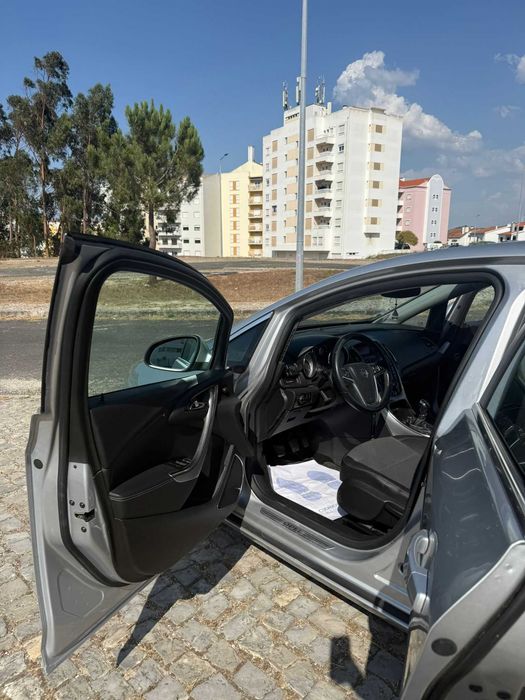 Carro Opel Astra