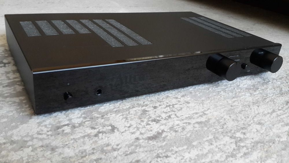 Підсилювач AURA AUV-80SE від Bowers & Wilkins