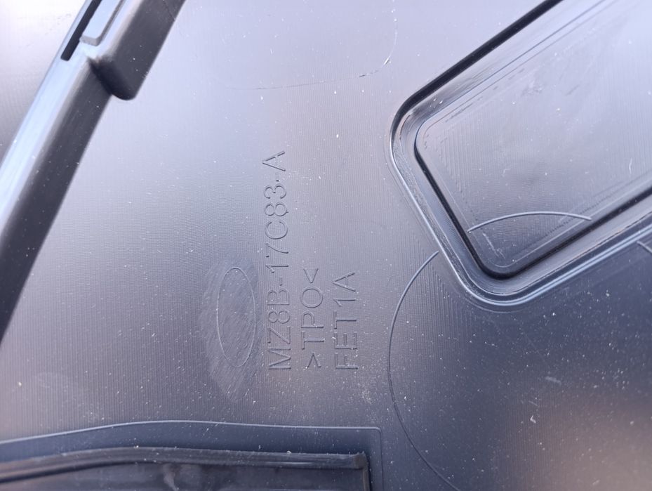 Передний бампер Ford Mustang Mach-E GT от 2021-г Новый.