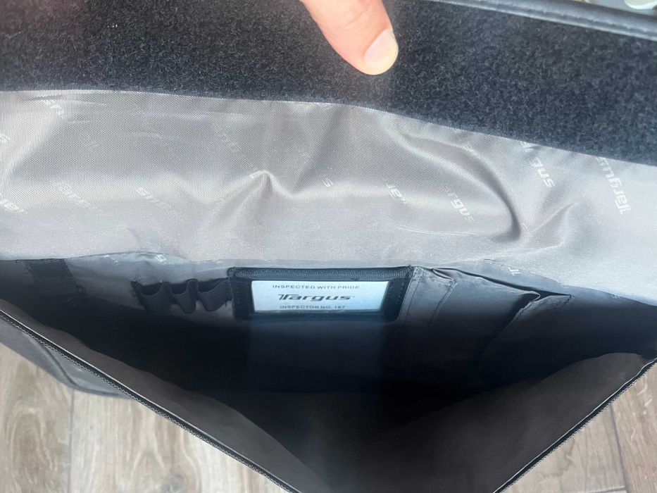 Mala PC Marca Targus - 45x35cm - 17’’