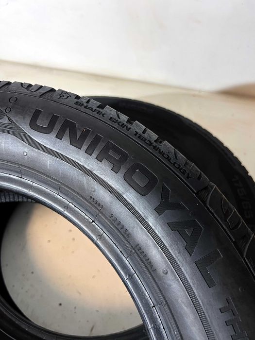 Pneus Uniroyal RainExpert 3 - 175/65/15 - Como NOVOS