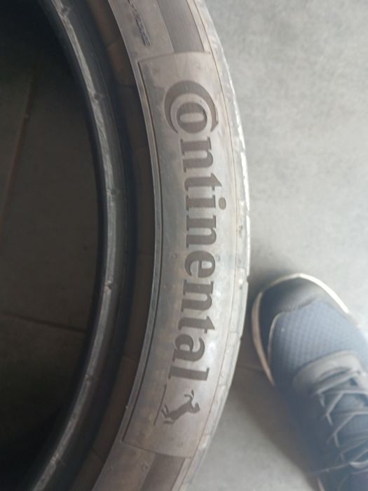 2 pneus 225 40 r18 Continental