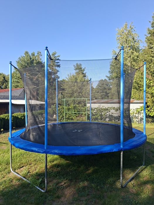 Trampolina ogrodowa
