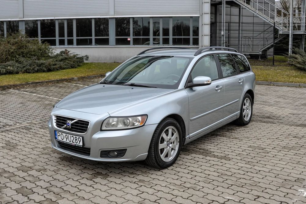 Volvo V50