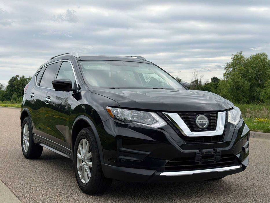 Nissan Rogue SV      2018
