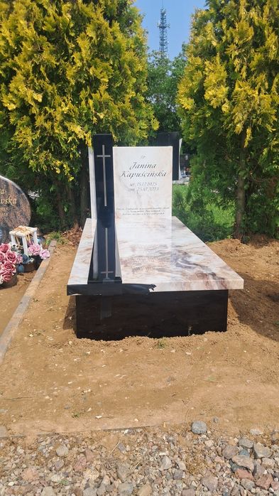 Nagrobek kompozytowy z podwójną tablica. Montaż  gratis cały kraj!