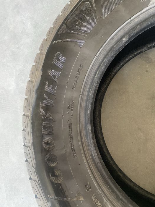 Шини 265/65R17  Goodyear UltraGrip Ice