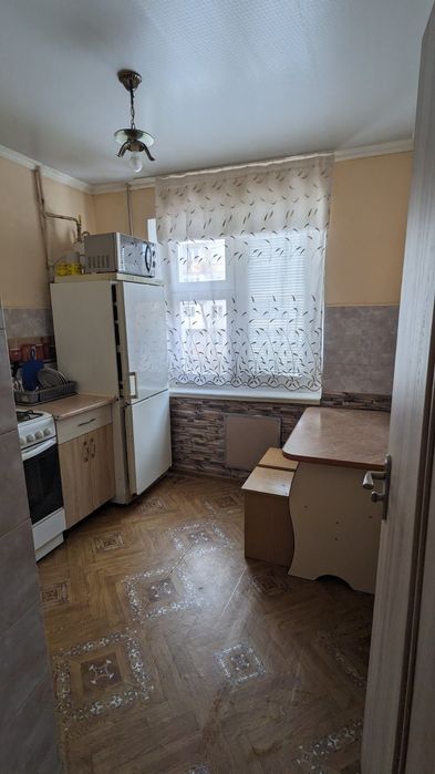 Квартира погодинно на ніч та подобово.