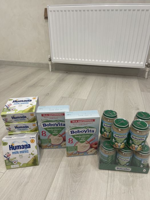 Дитяче харчування (каша, пюре) Bobovita, йогурт Humana