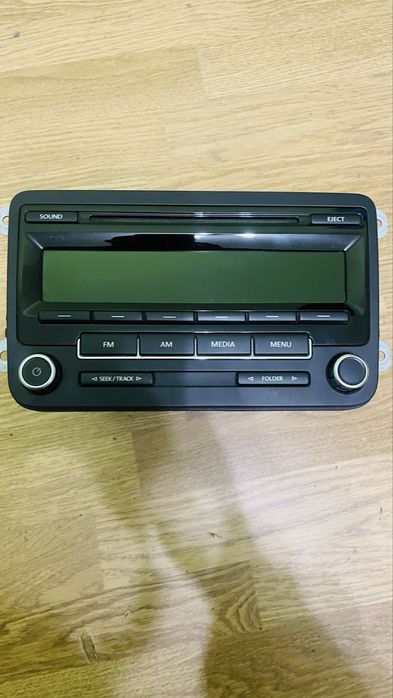 на іншу магнітолу. CD/MP3, FM/AM