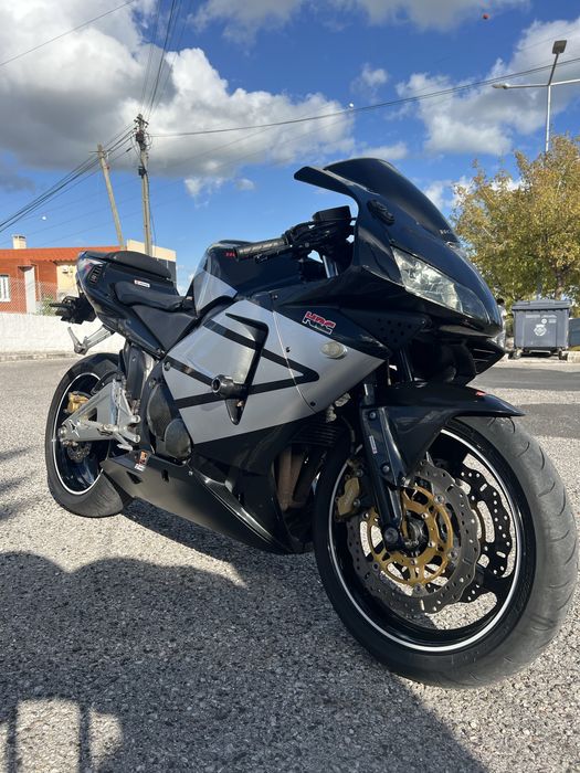 Honda CBR 600RR 2004 ( nacional )