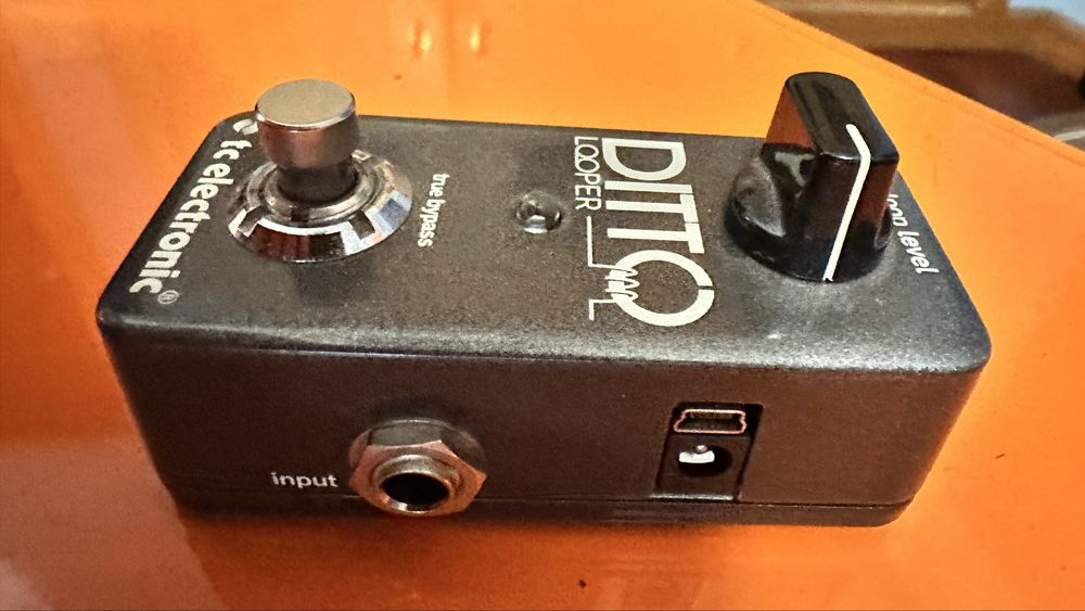 Ditto looper t.c eletronics