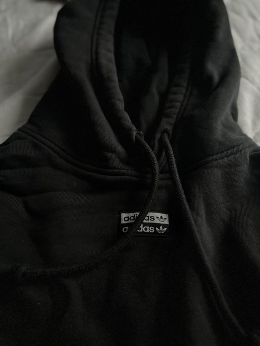 adidas укорочена кофта