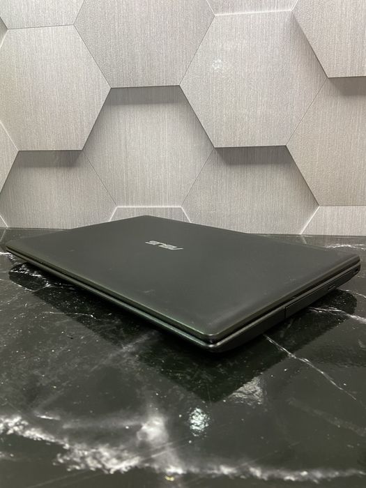 Ноутбук Asus R512M
