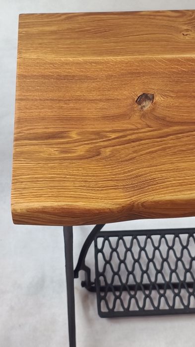 Stolik z maszyny maszyna SINGER do szycia  pod laptop biurko