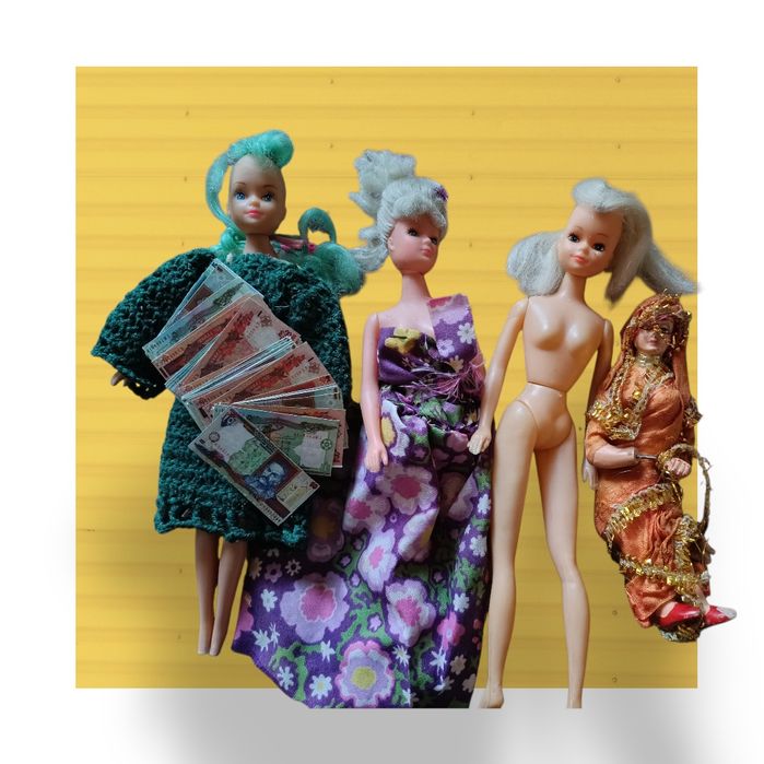 Продам одним лотом куклы