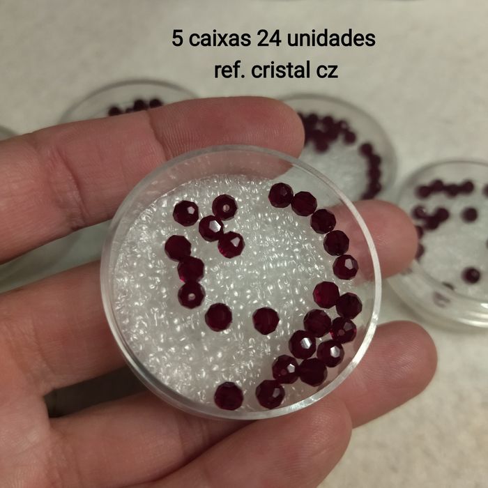 Contas de vidro checas ( 28 caixas)