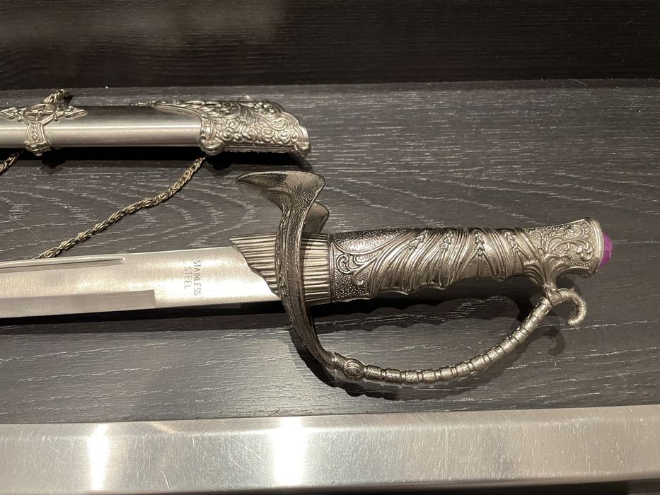 Espada Decorativa com 35cm em aço