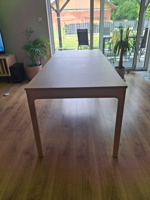 Stół do jadalni IKEA