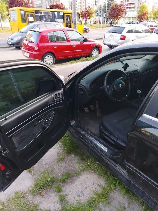 Продам Bmw e39 2001р