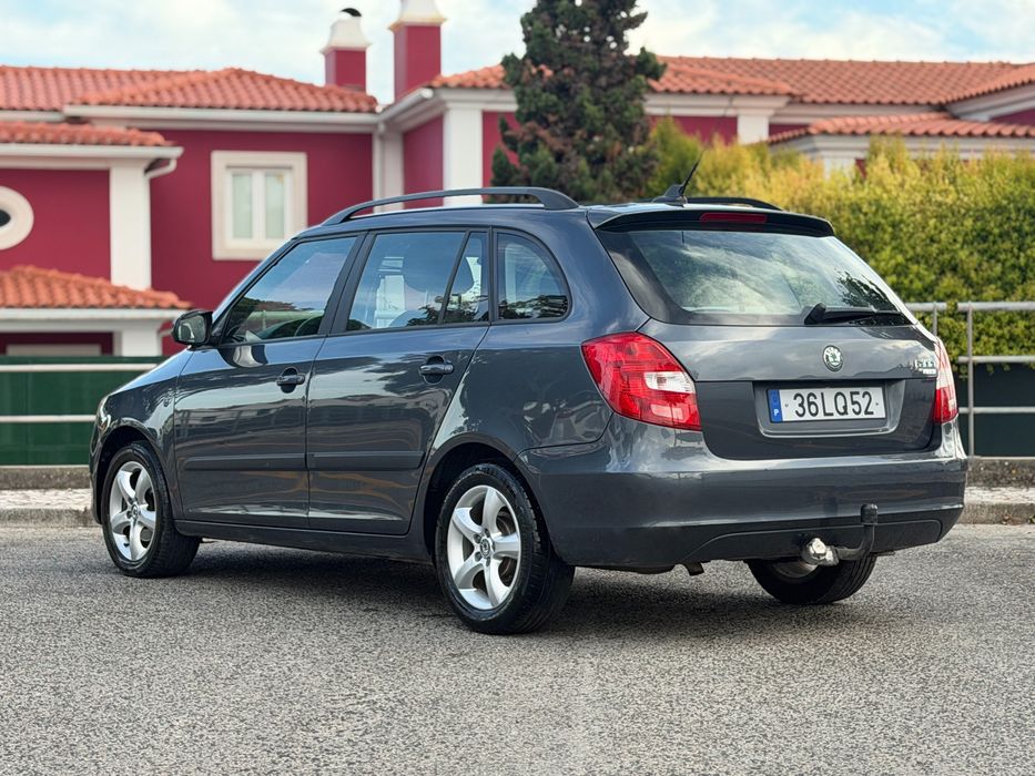 Skoda Fabia 1.2 Tsi - 160.000km - 2011 - Garantia 18 meses — photo 3