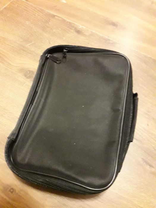 Torebka saszetka męska mini walizeczka