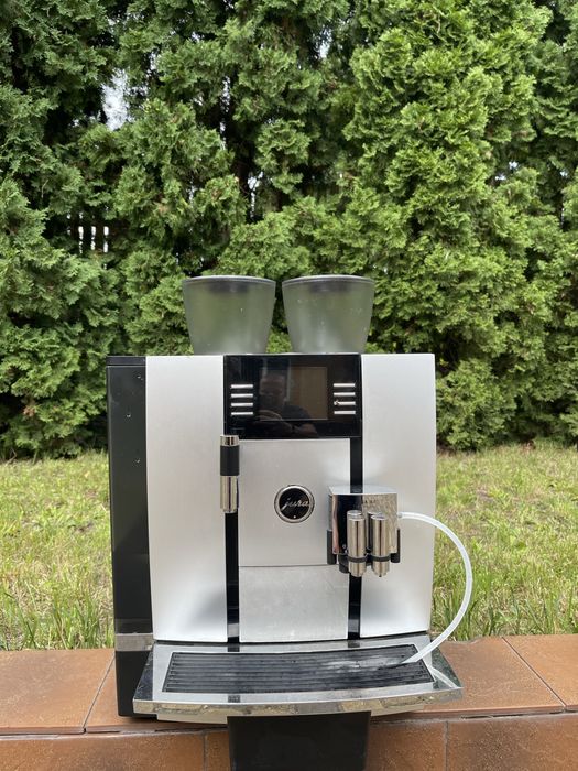 Професійна кавомашина Jura X7 Professional