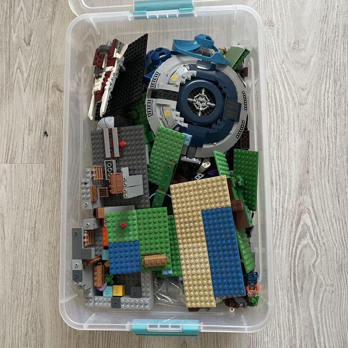 Ящики лего повні оригінал