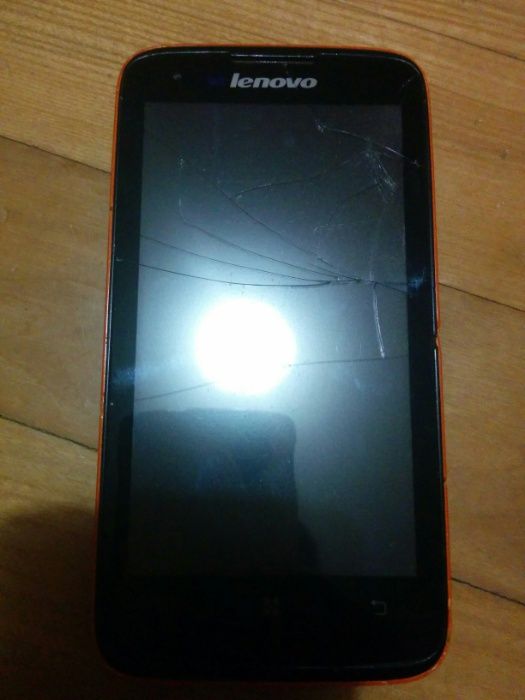 Смартфон Lenovo IdeaPhone S750 (Black/Orange)