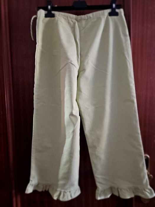 Conjunto colete/top e corsários verde
