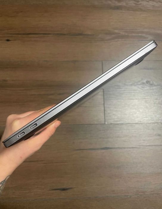 Mac book 13 pro в гарному стані