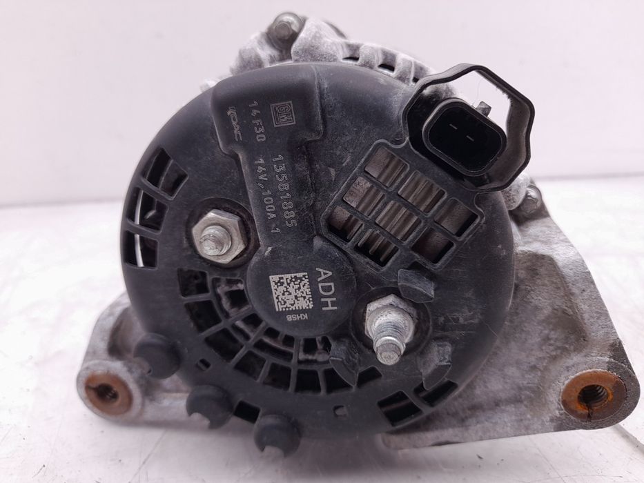 Alternador OPEL Astra J