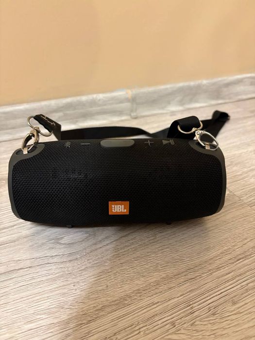 Колонка JBL Xtreme