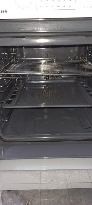 Продам газову плиту