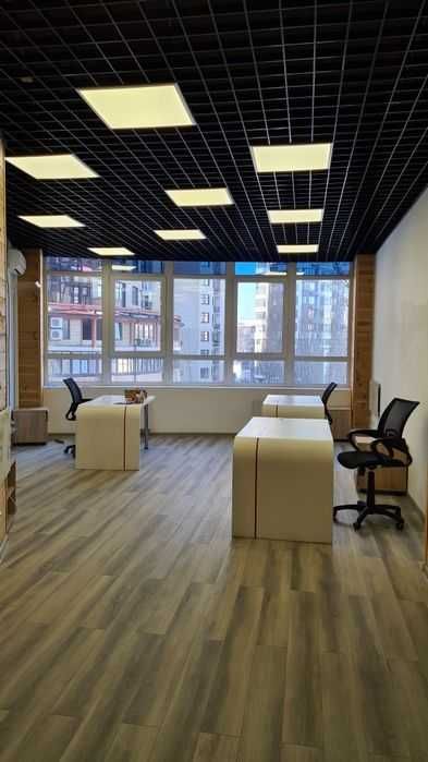 Оренда офісу 390м2 з меблями БЦ Хвиля WAVE Центр Печерс