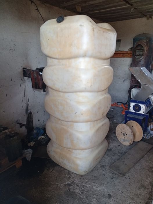 Zbiornik 1000 litrów na olej opałowy mauzer