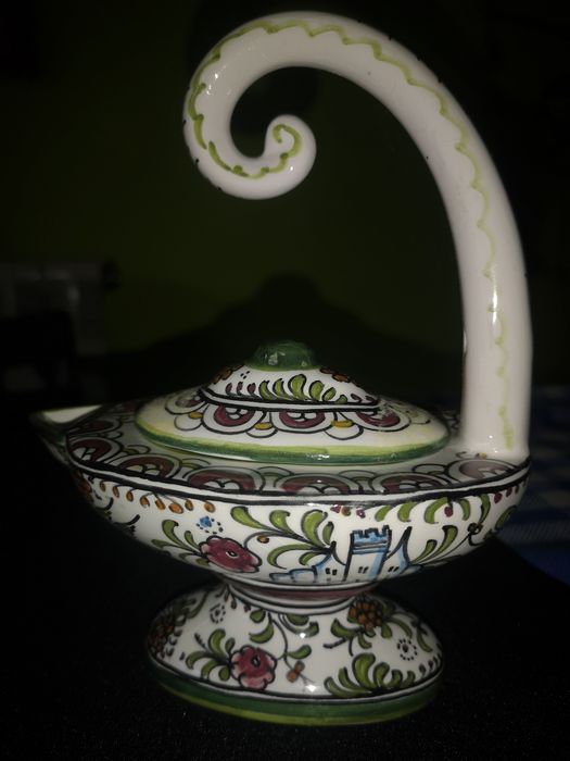Antique Porcelain64861668528259127