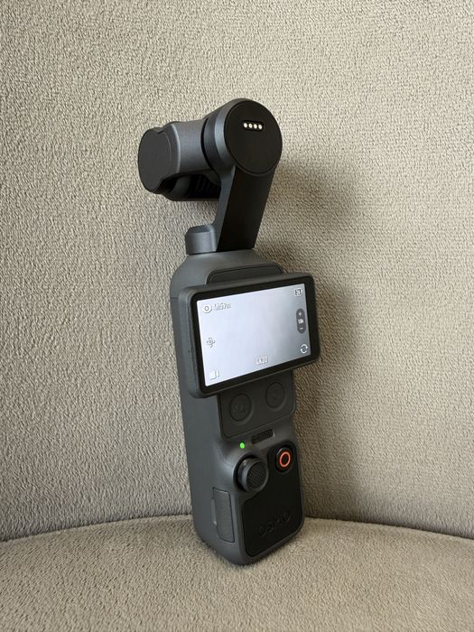 Екшн-камера DJI Osmo Pocket 4 Standard Combo