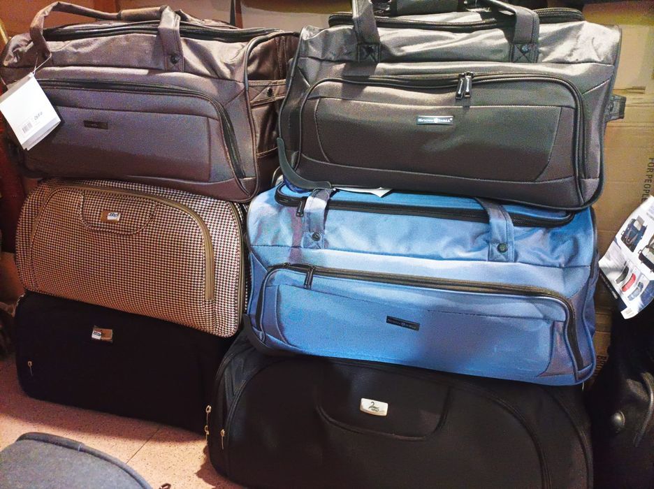 Чемодан средний текстиль