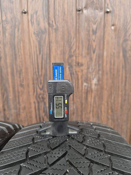 Шини всесезонні 205/55/r16, Goodyear Vector 4Seasons.