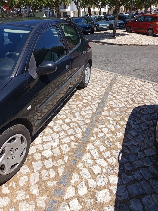 Peugeot 206 - 160000km comprovados