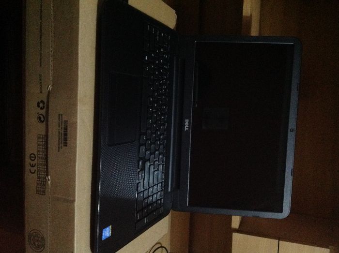 Dell Inspiron 3537 i7-4500U8GB1000 HD8850M