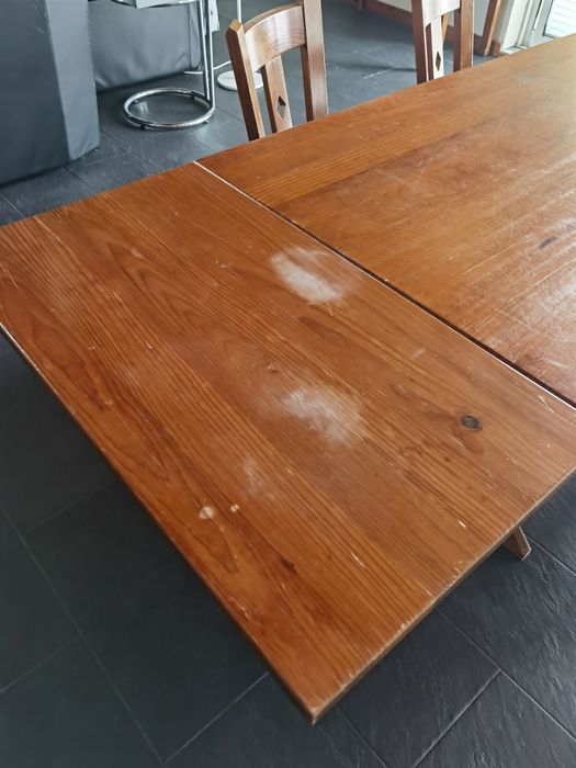 Mesa de pinho maciço extensível
