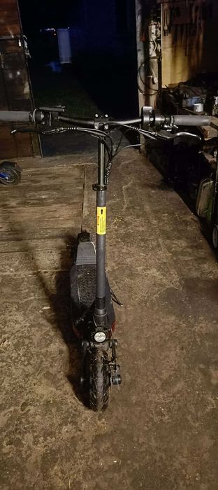 Hulajnoga elektryczna Motus 10 PRO