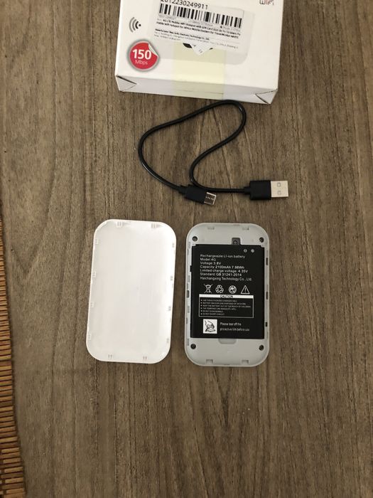 Unlocked portable Wi-Fi router64740198786305121