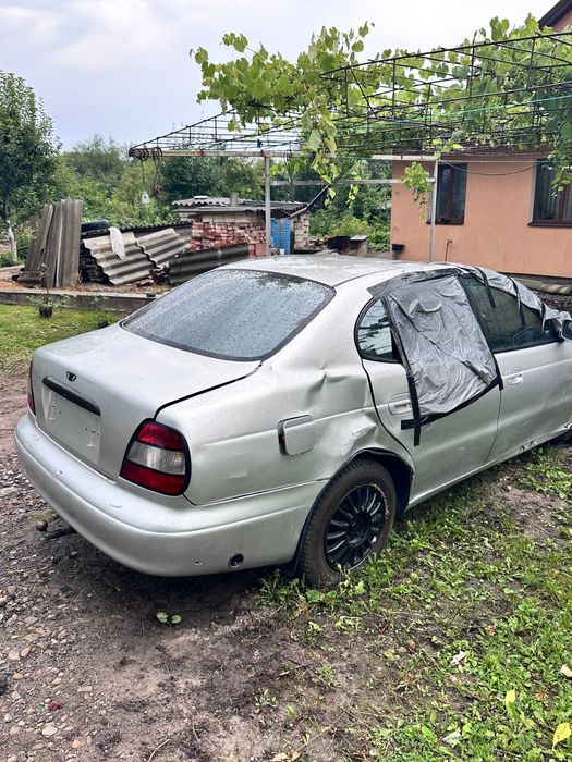 Daewoo Leganza 1998