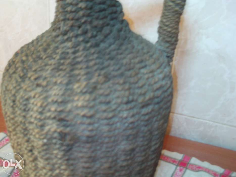 Garrafão encordado