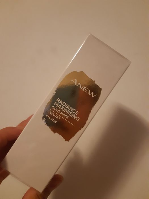 Avon rozświetlająca maseczka do twarzy pelk-off